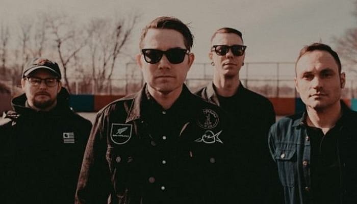 Hawthorne Heights announce new album recap