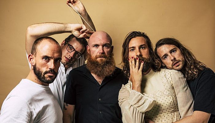IDLES