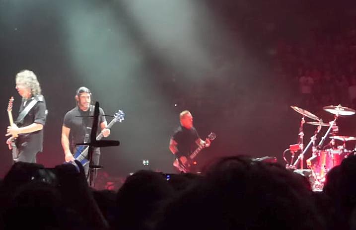 JamesHetfieldFall