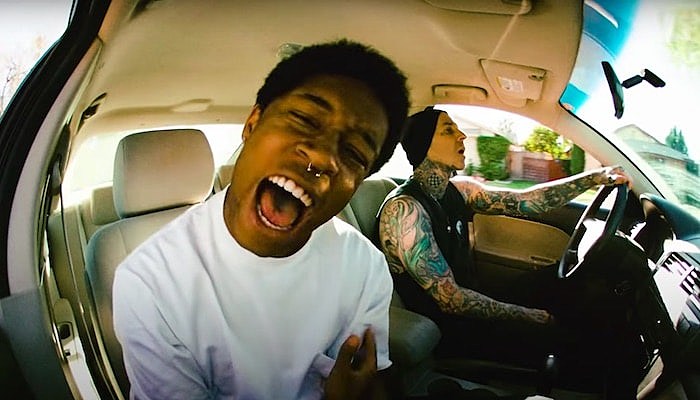 KennyHoopla Travis Barker-min