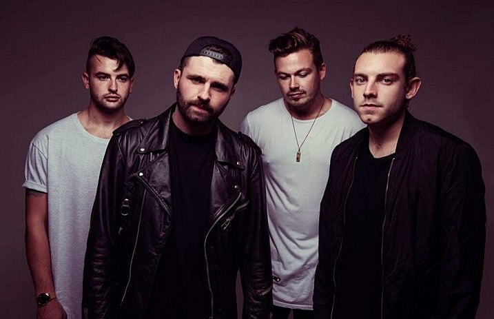 Lower_Than_Atlantis_-_2015_717-463