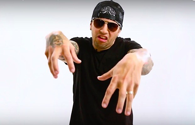 M_Shadows_-_zombie_620-400