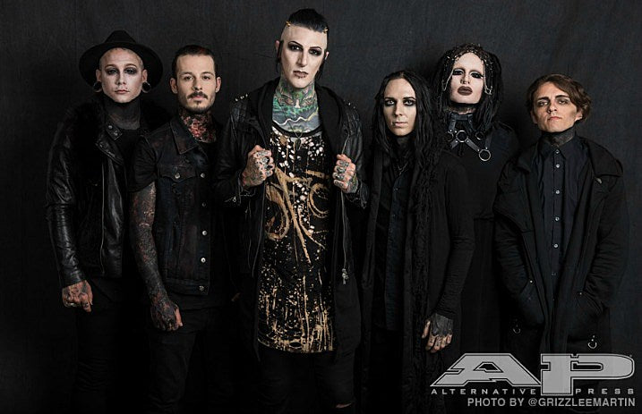 Motionless-In-White-Red-Carpet-Studio-@GRIZZLEEMARTIN-2-web