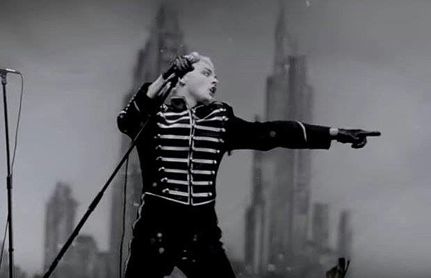 My_Chemical_Romance_-_Black_Parade_video