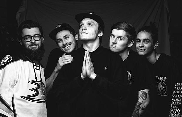 Neck_Deep_-_2015_620-400