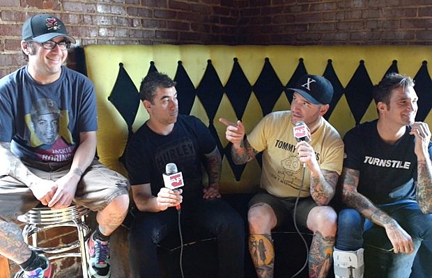 NewFoundGlory-APTV2015