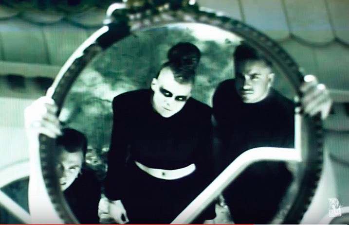 PVRIS_-_Mirrors