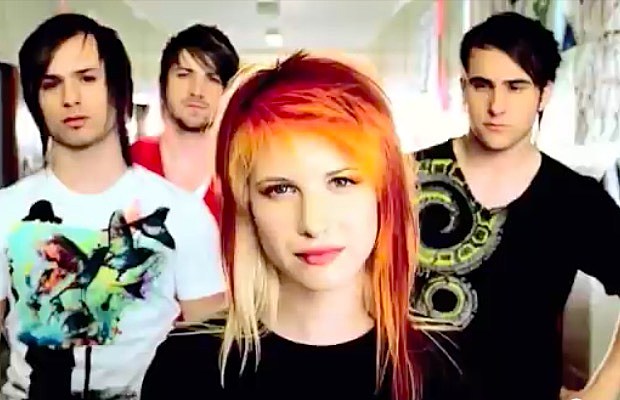 Paramore_-_Riot_news_620-400-1