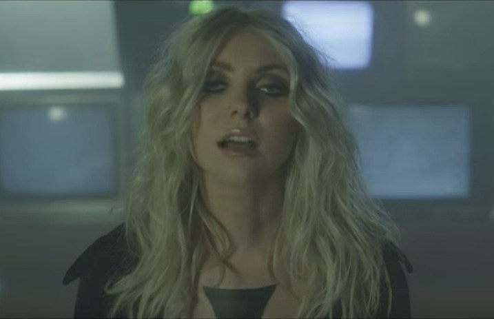 the pretty reckless heaven knows lyrics quiz