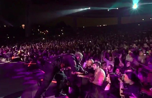 Slipknot_-_Phone