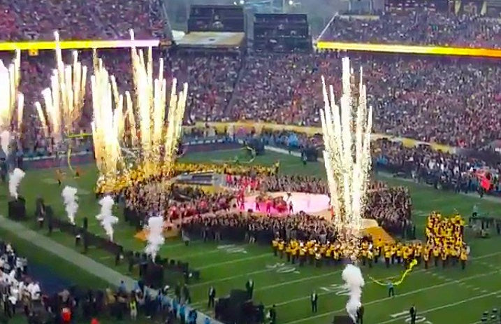 Super_Bowl_50_-_Halftime_Show