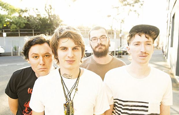 The_Front_Bottoms_-_2015_620-400_1