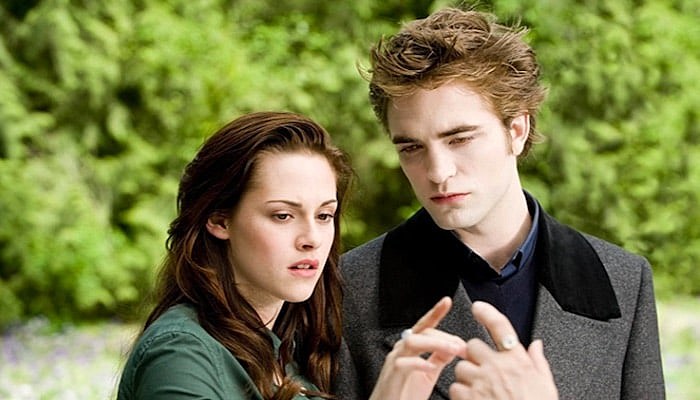 Twilight Stephenie Meyer-min