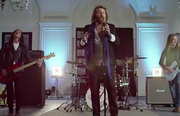 We_Are_Harlot_-_Dancing_On_Nails_video
