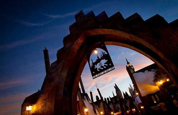 Wizarding-World-Harry-Potter-620