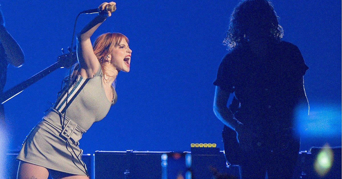 Hayley Williams hed