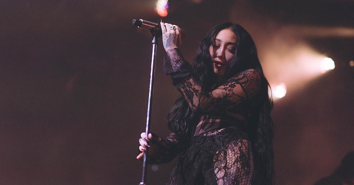 attachment-noah cyrus