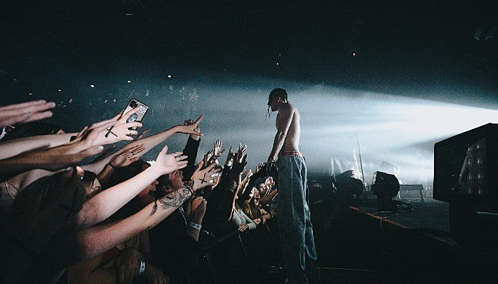 Chase Atlantic 'Beauty In Death' livestream