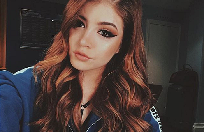 chrissy_costanza_header