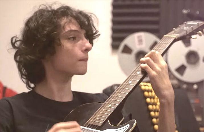 finn_wolfhard_calpurnia_city_boy_music_video