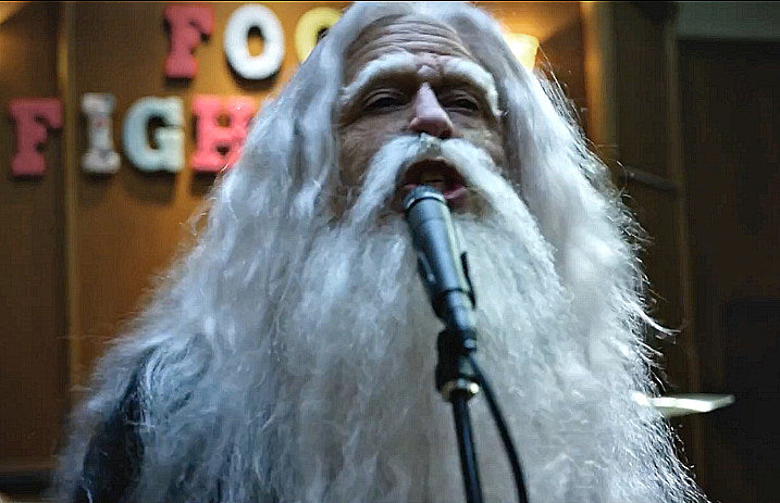 foo_fighters_run_music_video_screenshot
