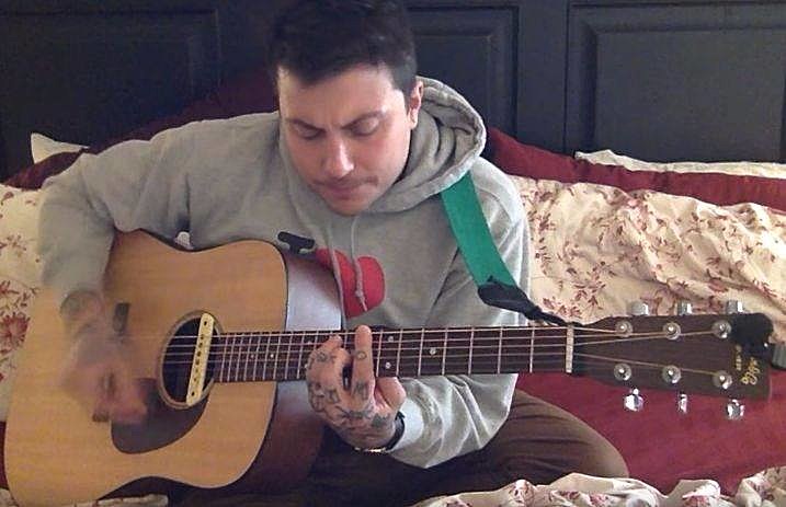 frank_iero_bedstock
