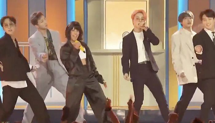 halsey bts boy with luv bbmas 2019
