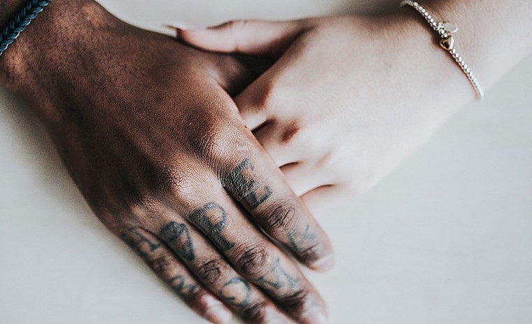 holding_hands
