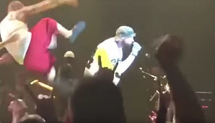 ICP's Shaggy drop kick Fred Durst