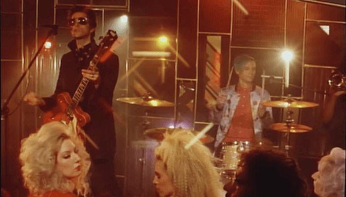 idkhow choke music video