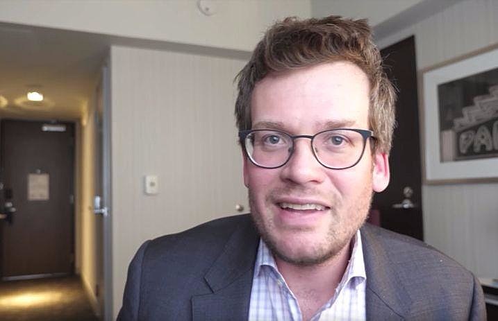 john_green_turtles_all_the_way_down