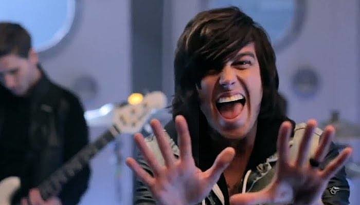 kellin quinn sleeping with sirens low