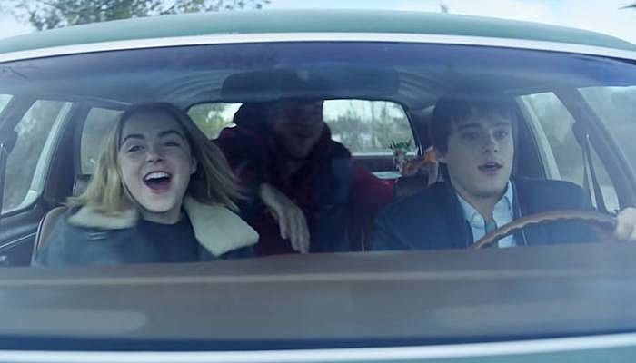 let it snow netflix christmas movies 2019