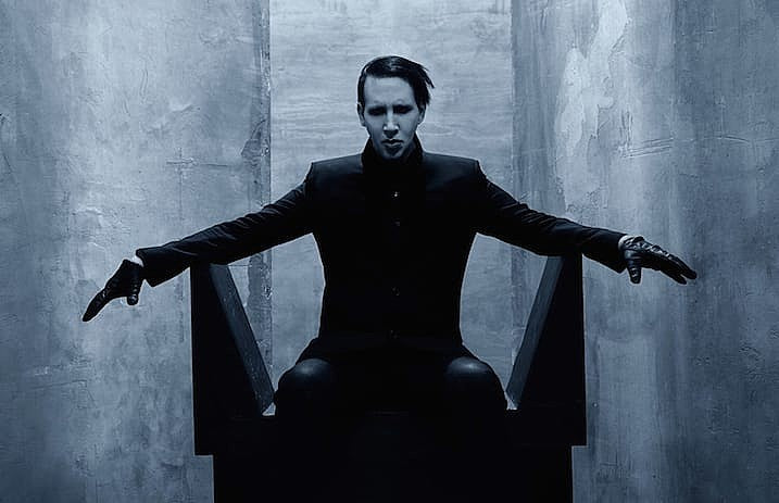marilynmanson_chair_2016