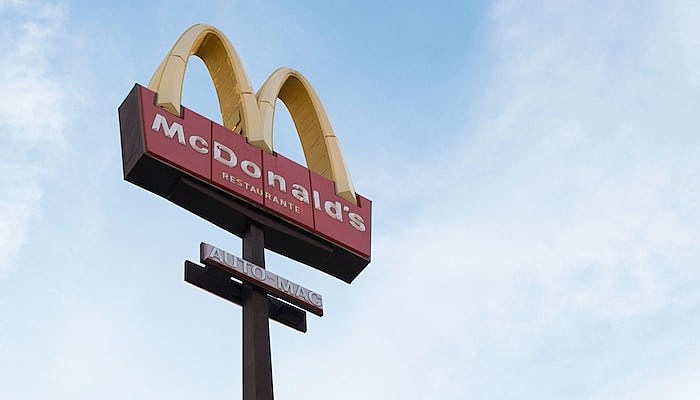 mcdonalds store closures-min
