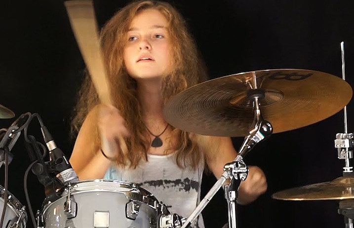 metallica_youtube_tween_girl_drum