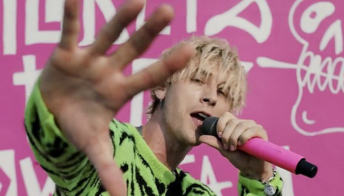 mgk vmas 2020