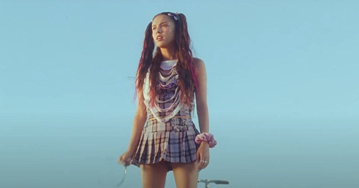 olivia rodrigo just a girl