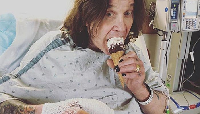ozzy-osbourne-hospital