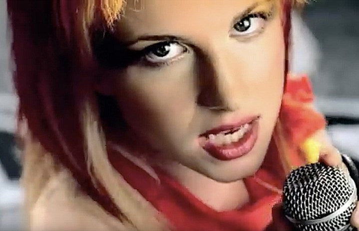 paramore_miserybusiness_video_screenshot