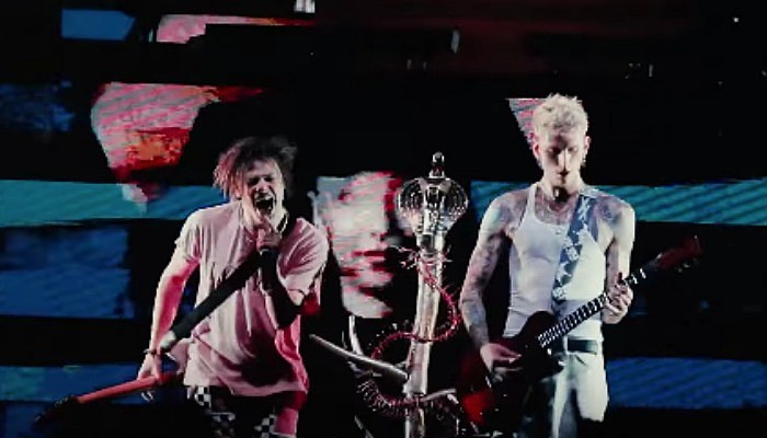 machine gun kelly yungblud machine gun kelly