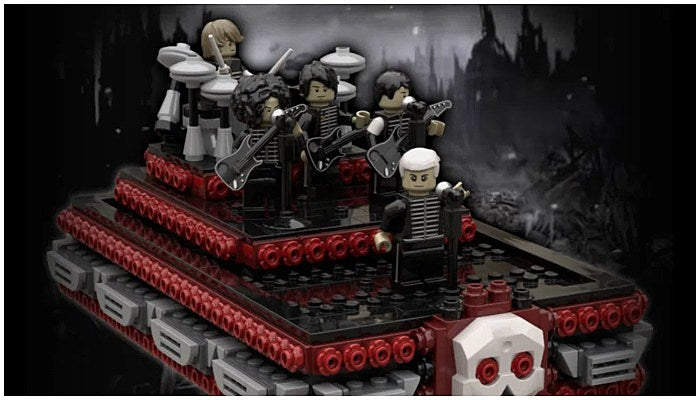 MY CHEMICAL ROMANCE LEGO SET WELCOME TO THE BLACK PARADE