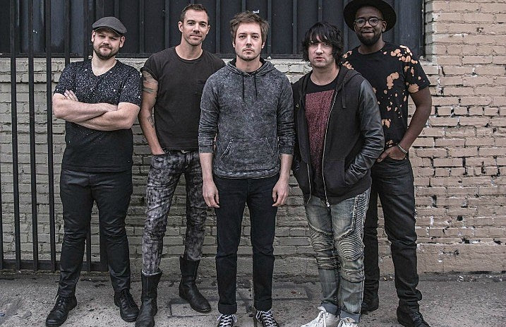 plainwhitets_2017