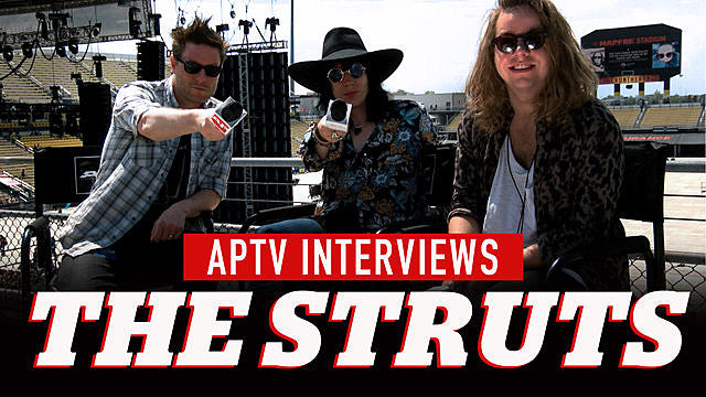 rsz_the_struts_fs