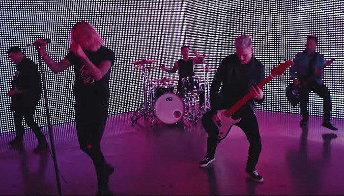 sleeping with sirens agree to disagree video