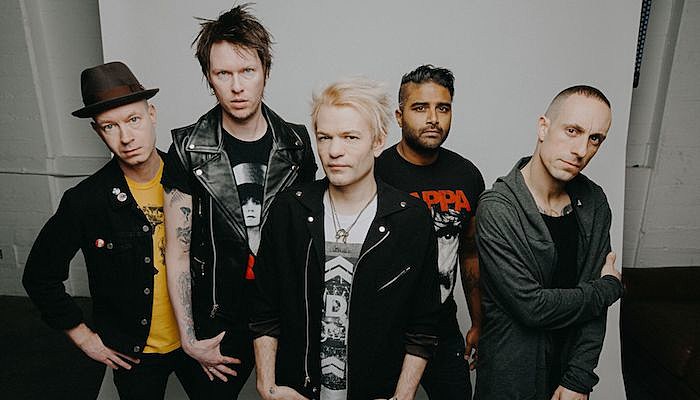 sum 41 2019 Deryck Whibley, phone thief, amsterdam