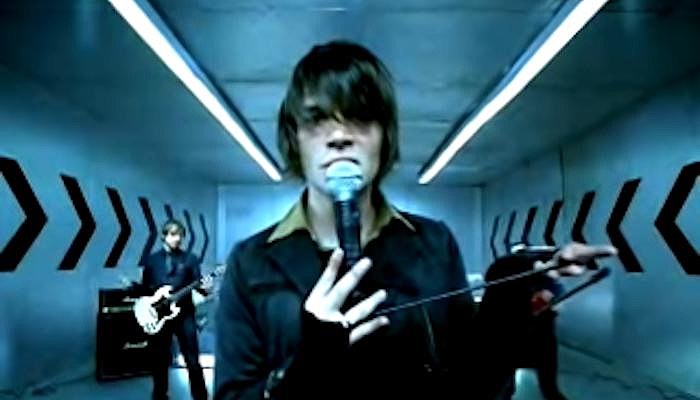 taking back sunday makedamnsure