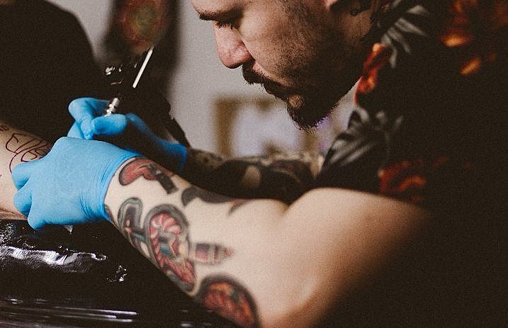 tattoo_artist