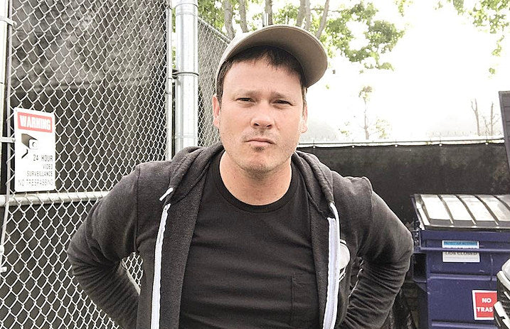 tomdelonge_twitter_2017