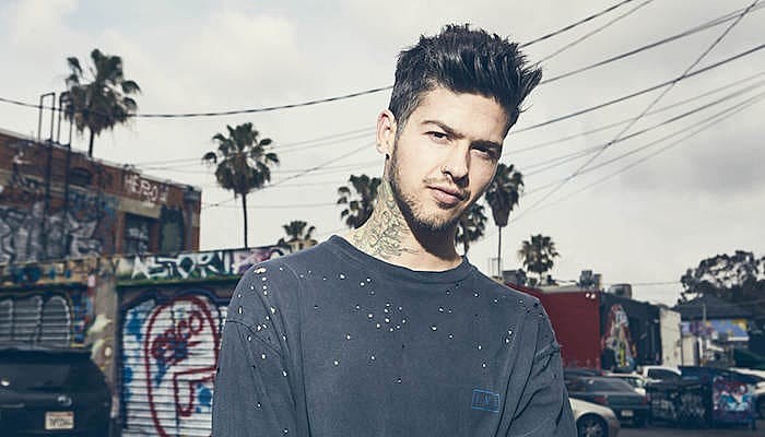 travis mills